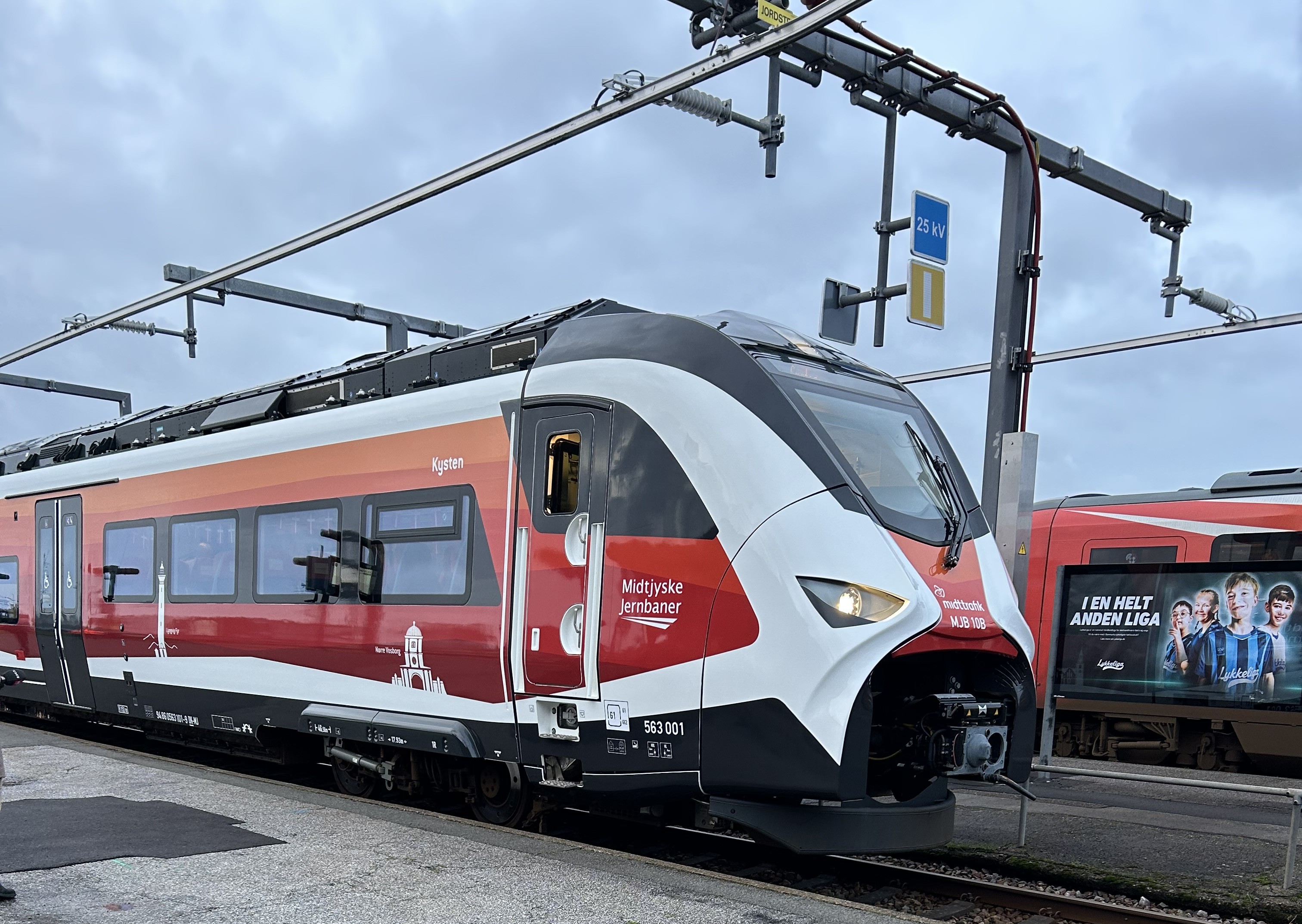 Ladeanlæggene er klar til batteritog mellem Skjern og Holstebro