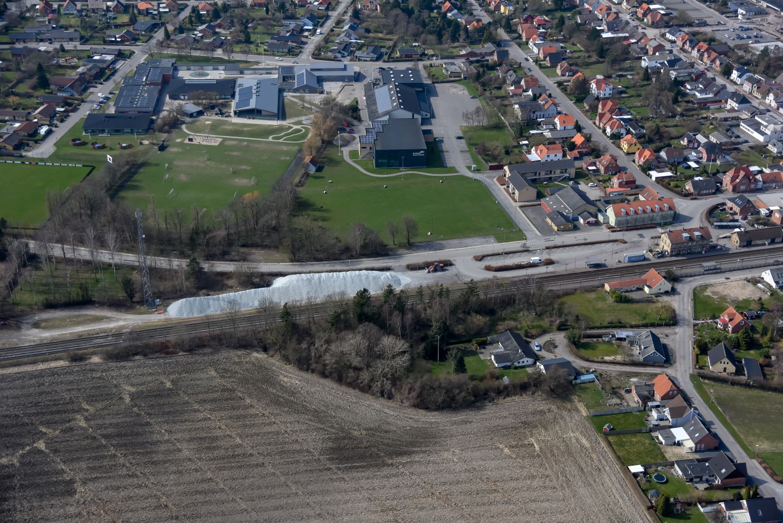 Luftfoto af skærvelager