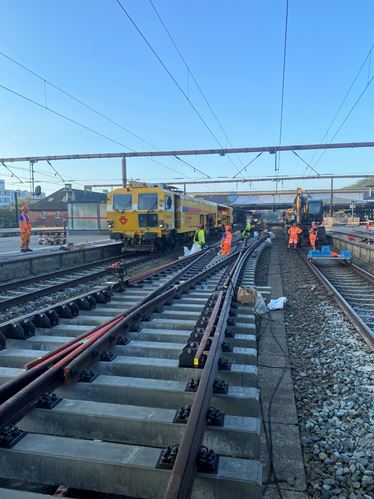 Etablering af såkaldt ”englænder”-sporskifte på Fredericia Station. 