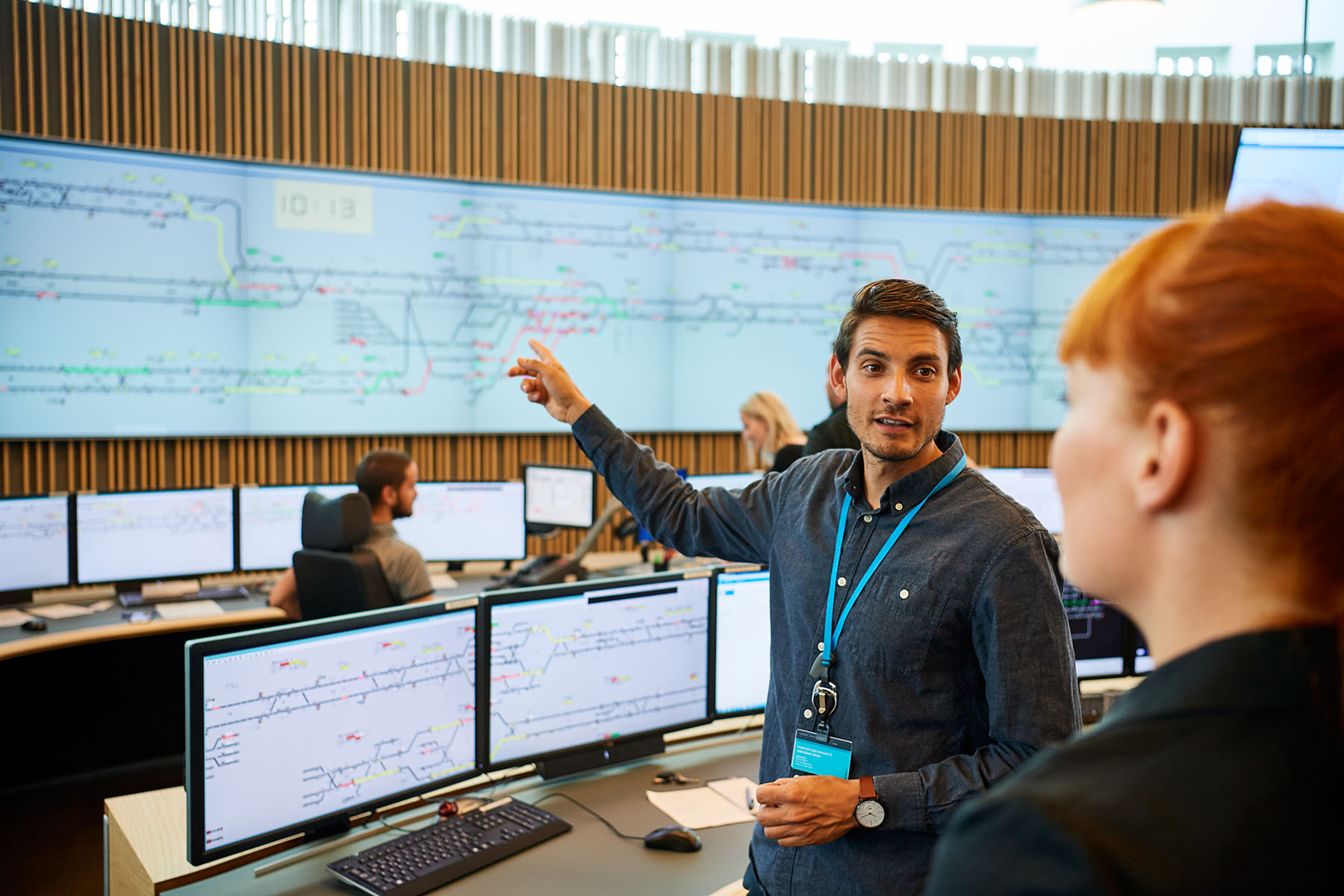 Trafikstyringsmedarbejdere for S-Banen på deres nye arbejdsplads, Trafiktårnet Øst