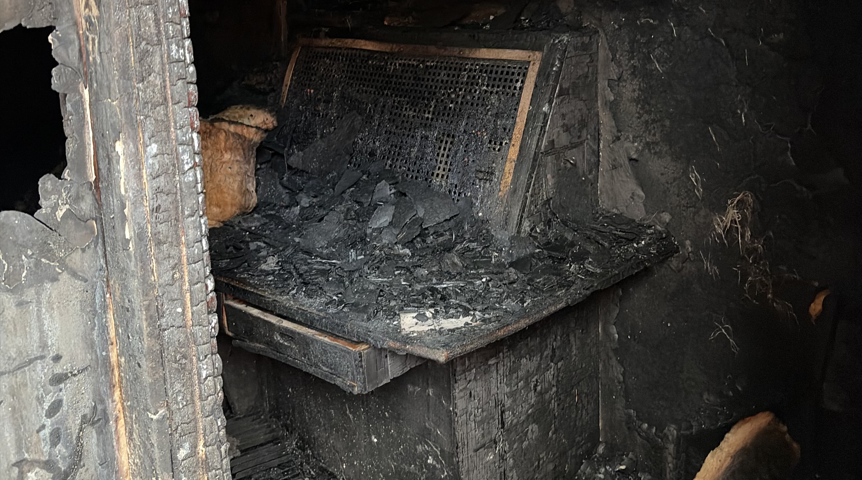 Trafikken er stærkt påvirket på Vestfyn på grund af en brand i en teknikhytte.